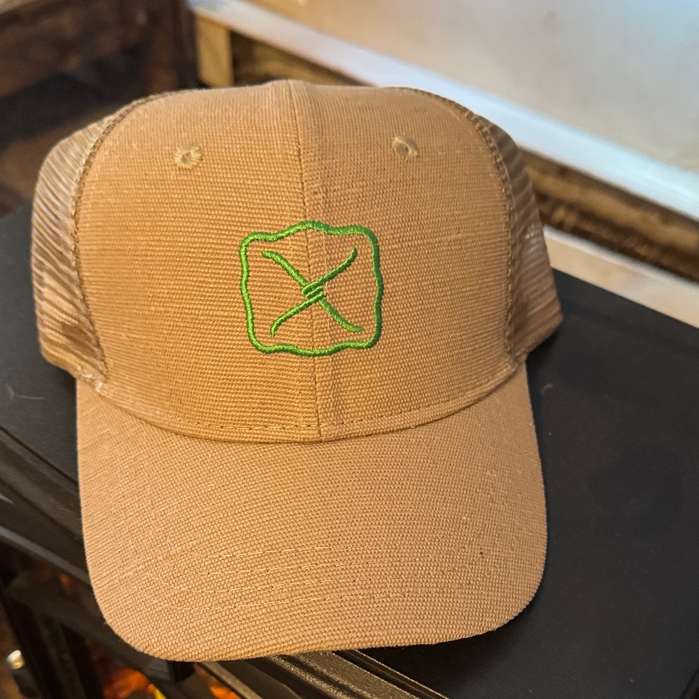 NWT Twisted X Tan and Green ball Cap